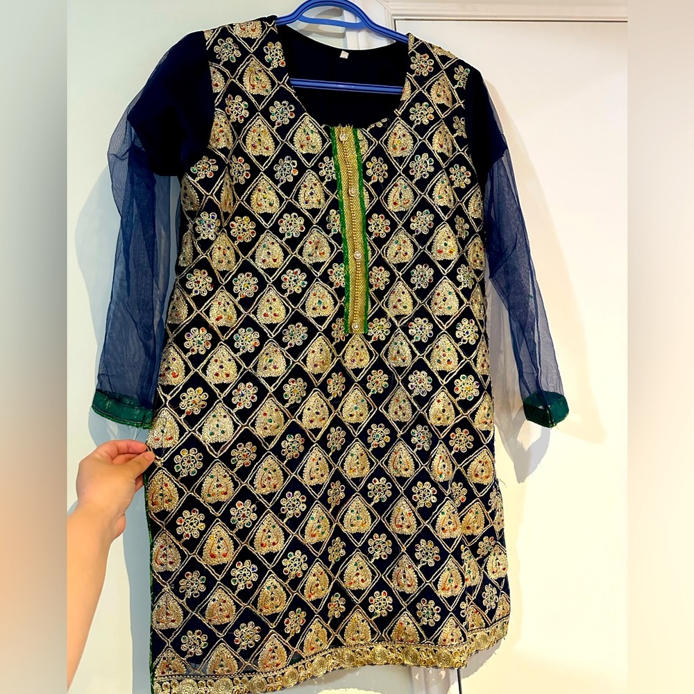 3 peice pakistani suit shaalwar kameez green and blue